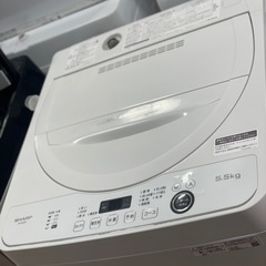 送料・設置込み可　洗濯機　5.5kg SHARP 2021年の画像