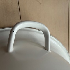 美品 フットバス たらい ホーロー 野田琺瑯 足湯 40cm 取っ手付き ホワイトTA-40の画像