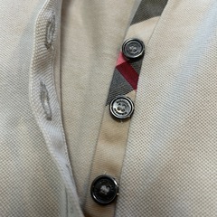美品 BURBERRY バーバリー レディース半袖トップス レディース半袖シャツ 半袖ポロシャツ 半袖ブラウス 半袖カットソー ベージュ 無地ロゴ 綿コットンCOTTONの画像