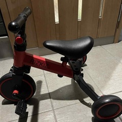 RIZKIZ 三輪車（赤×黒）子ども用の画像