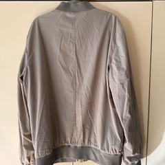 ZARA グレー ジャンパー XLの画像