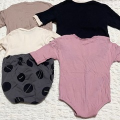 ロンパース70サイズ　4枚セットの画像