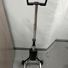 【✈️旅行や出張に‼️】キャスター付きキャリーバッグの画像