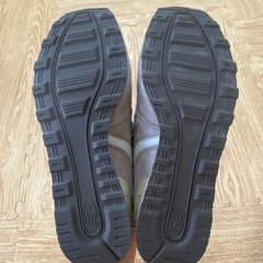 New Balance 23.5cm レディースの画像
