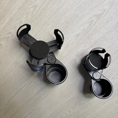 ドリンクホルダー　シート間小物入れの画像