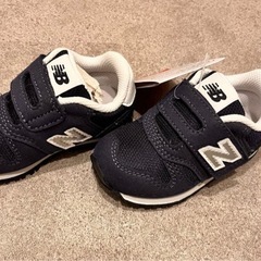 新品　New balance ニューバランス　12センチの画像