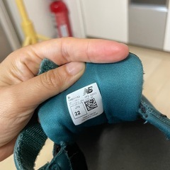 ニューバランス　キッズスニーカー22センチの画像