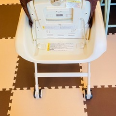  [Combi]ハイローチェアの画像