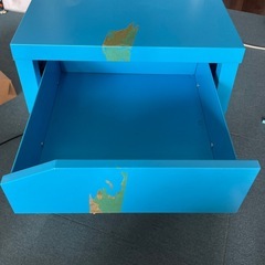 IKEA  サイドテーブルの画像