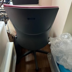 勉強椅子の画像