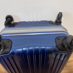 スーツケース　キャリーケースの画像