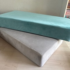 カインズブロックソファ２つ 中材 幅60cm 奥行120cm 高さ18cm 重量約9kgの画像