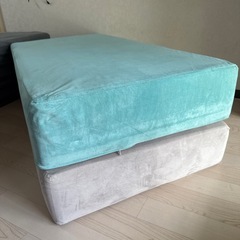 カインズブロックソファ２つ 中材 幅60cm 奥行120cm 高さ18cm 重量約9kgの画像