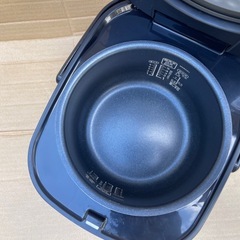 【稼働品】アイリスオーヤマジャー炊飯器　RC-MA50AZ-Bの画像