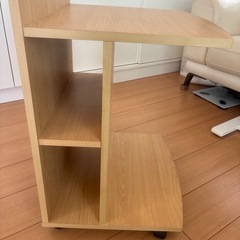 ソファーサイドテーブルの画像