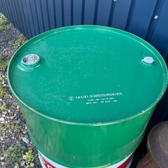 ①インテリアに！ カストロール 200リッター ドラム缶の画像