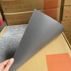 【300枚まとめ売り‼️】定価¥1.4万/ケース 新品✨️SQUAREタイルカーペットPIP-193の画像
