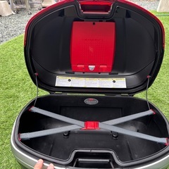 トップケース　GIVI v46の画像