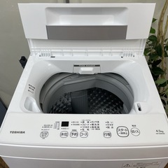 R417 ☀️ 2022年製の高年式！ TOSHIBA 洗濯機 （洗濯4.5㎏) AW-45M9 ⭐ 動作確認済 ⭐ クリーニング済の画像
