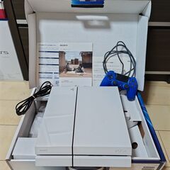 PS4 本体 グレイシャー・ホワイト 500GBの画像