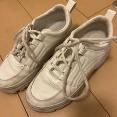 中古　厚底シューズ２３センチくらいくらいの画像