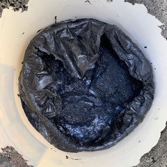 活性化木炭水性塗料　あげますの画像