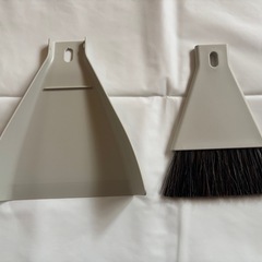 無印良品 ミニホウキの画像