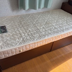 シングルベッド　ニトリ製の画像