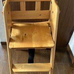 ハイチェアの画像