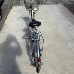 電動自転車　26インチ　充電器つき付きの画像