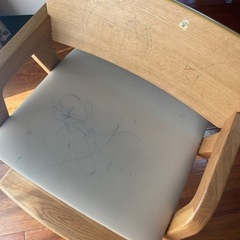 子ども用椅子の画像