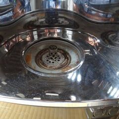 停電等緊急時に給湯、軽料理ができる石油ストーブの画像