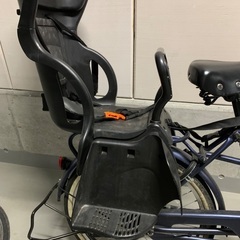 チャイルドシート付き自転車の画像
