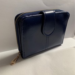 新品　二つ折り財布　の画像
