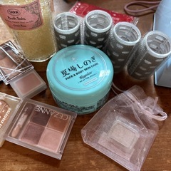 決まりました😊化粧品まとめ売りの画像
