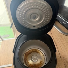 2022年製シャープ炊飯器の画像