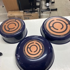 2510-212 T-fal フライパン ・鍋 3点セット 取っ手付属 ガス• 電気プレート•セラミックヒーター•ハロゲンヒーター対応 キズ 汚れありの画像