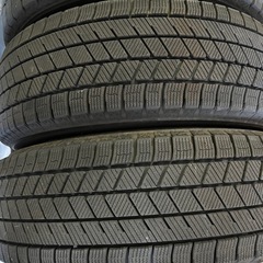 ブリヂストン2本＋ダンロップ2本 スタッドレスタイヤ4本セット 185/60R15 溝8mmの画像