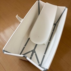 Stokke ストッケ ベビーバス 【本体+ニューボーン セット】の画像