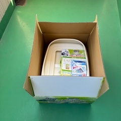 新品　猫デオトイレ(ユニチャーム製) 本体　付属品あり(チャリティ商品)の画像