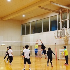 【明日、明後日開催】🏐 初めてでも安心！秋のゆるバレー✨