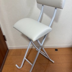 ニトリ　ハイチェア　白の画像