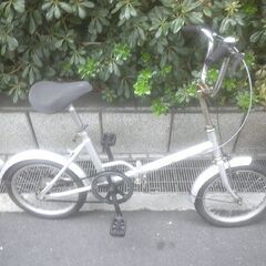 整備済み中古自転車　16インチ　税別￥7.980-　折り畳み自転車　シルバー1010の画像