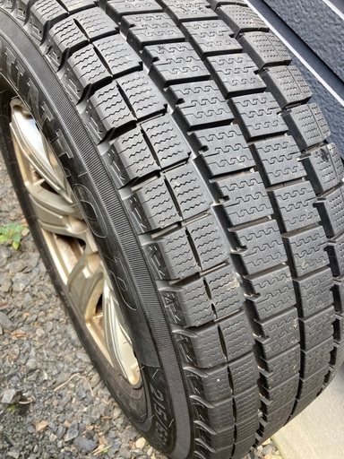 スタッドレスタイヤ　キャンピングカー