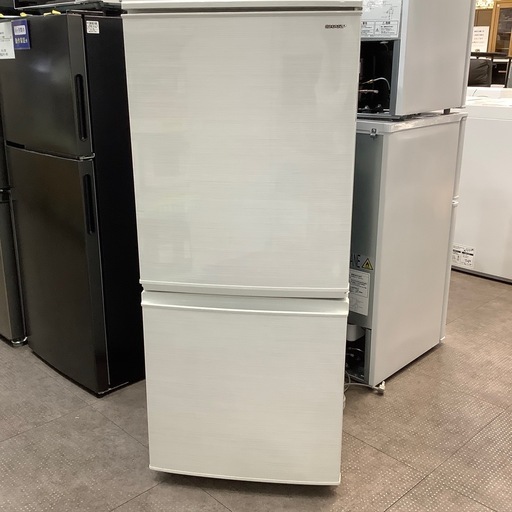 【安心！6ヶ月間の保証付き！】SHARP 2ドア冷蔵庫　入荷しました！