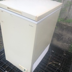 60ℓ冷凍庫　の画像