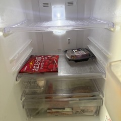 2014年製三菱冷蔵庫の画像