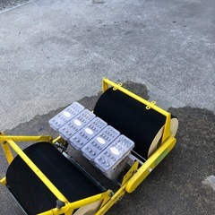 玉ねぎ播種機(種まきする機械)の画像