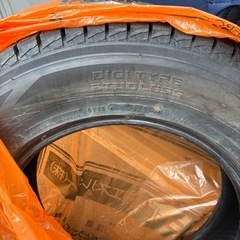 175/80R15 スタッドレスたいやタイヤの画像