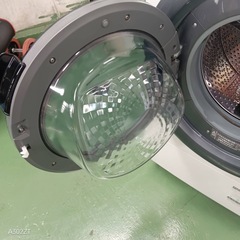 61 J024 設置まで対応   訳あり特価品　SHARP　ドラム式洗濯機　7㌔の画像